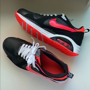 New Nike Air Max Trax Black/hyper Punch-White